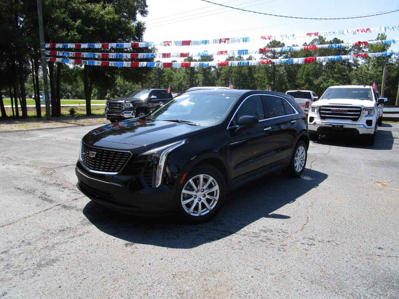 Used 2021 Cadillac XT4 Luxury w/ Cold Weather Package FWD image 27