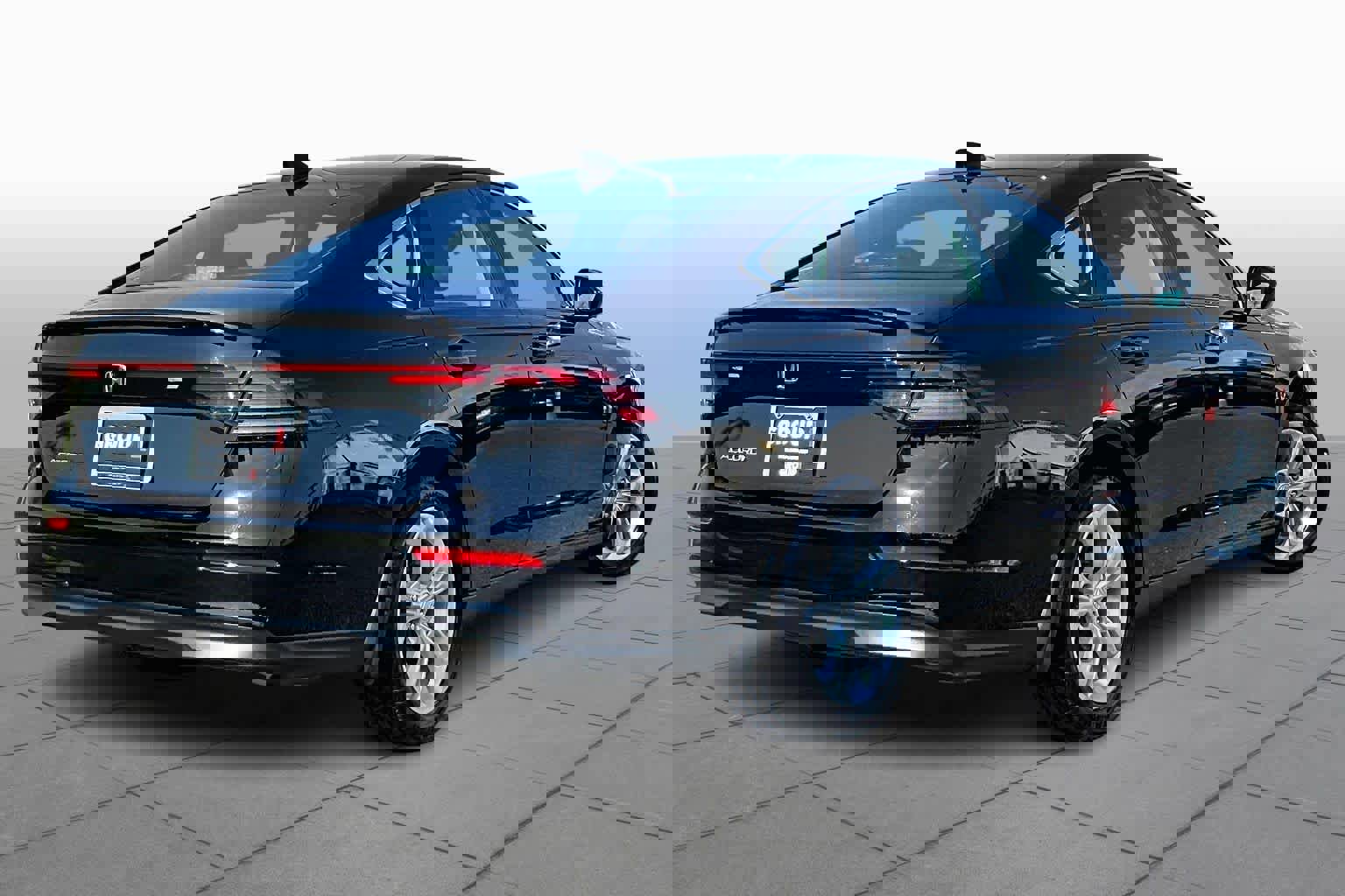 Used 2023 Honda Accord LX image 12