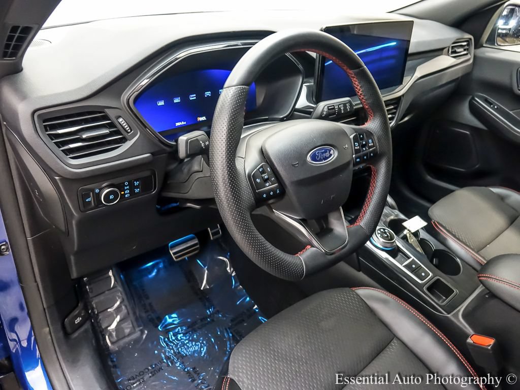 Used 2023 Ford Escape ST-Line Elite AWD/4WD image 10