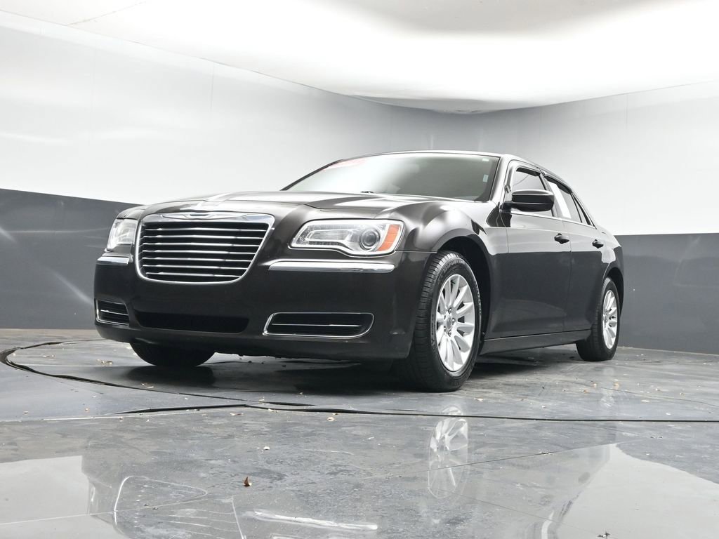 Used 2013 Chrysler 300 Base image 24