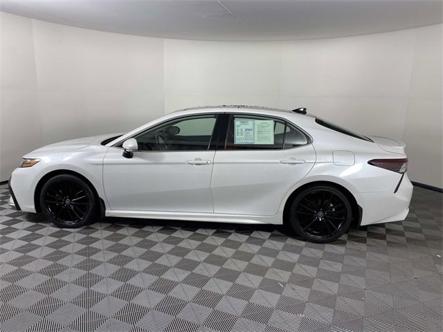 Used 2024 Toyota Camry XSE w/ Cold Weather Package image 5