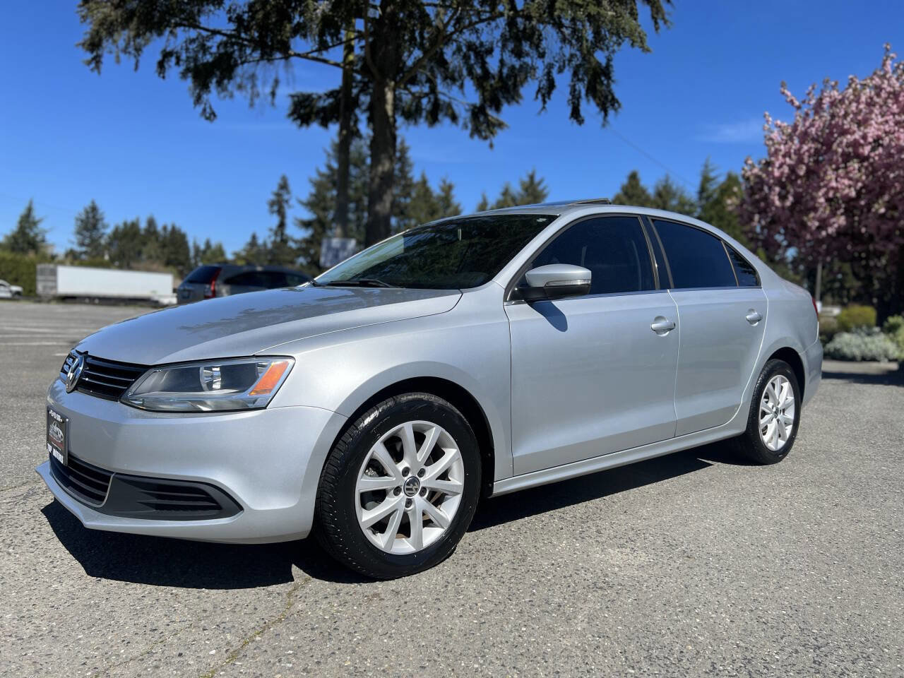 Used 2013 Volkswagen Jetta SE FWD image 9
