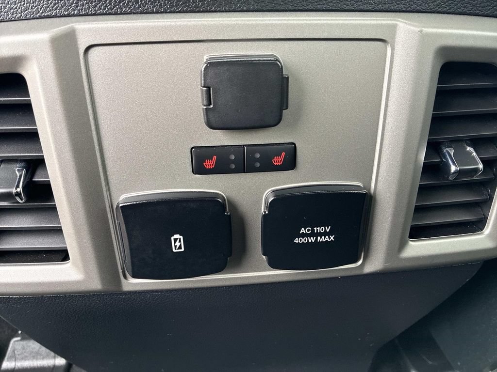 Used 2020 Ford F150 Lariat w/ Equipment Group 502A Luxury AWD/4WD image 16
