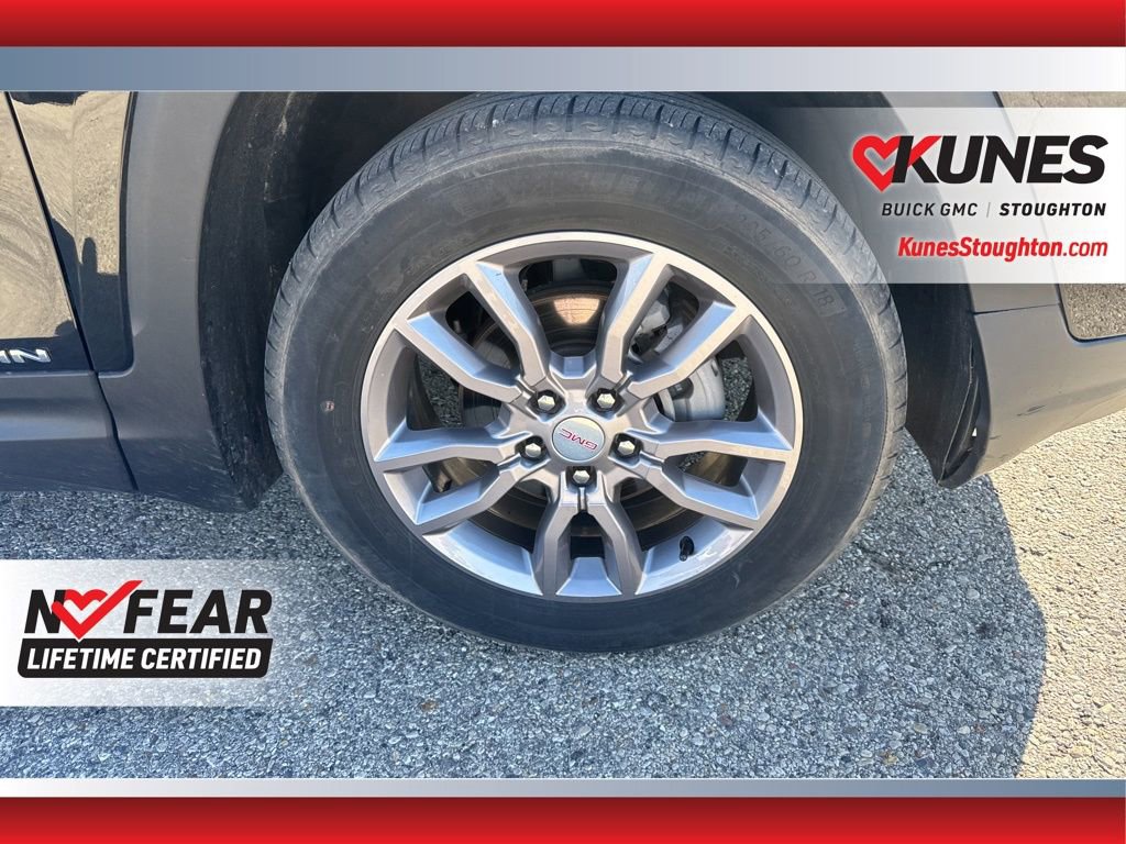 Used 2024 GMC Terrain SLT AWD/4WD image 14