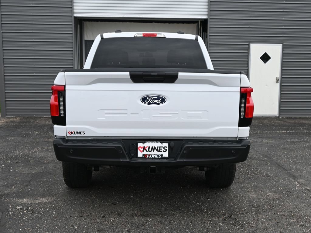 Used 2024 Ford F150 Lightning Pro image 10