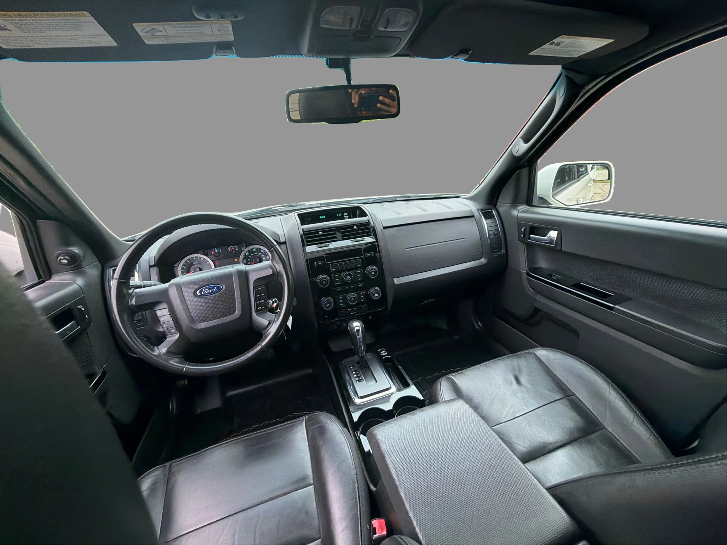 Used 2010 Ford Escape Limited FWD image 28