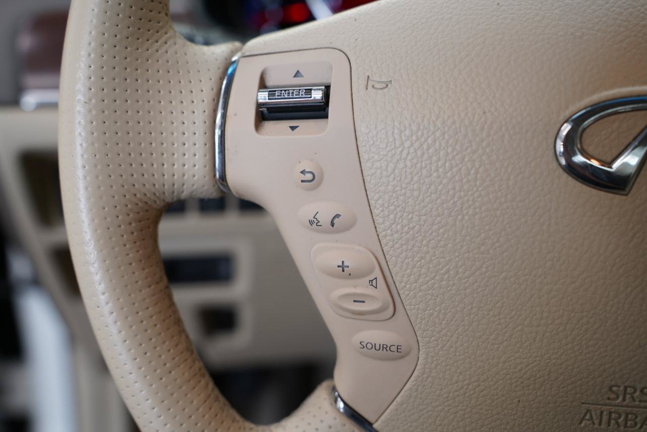 Used 2010 INFINITI M35 w/ Technology Pkg RWD image 14