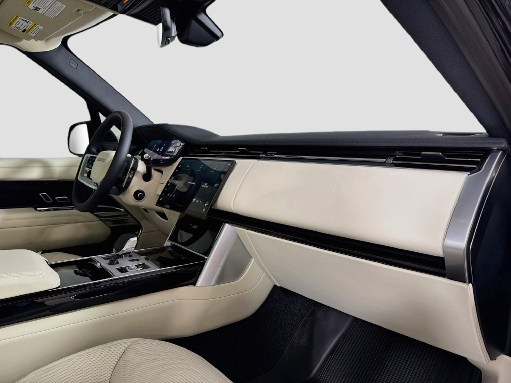 New 2027 Land Rover Range Rover Long Wheelbase SE AWD/4WD image 30