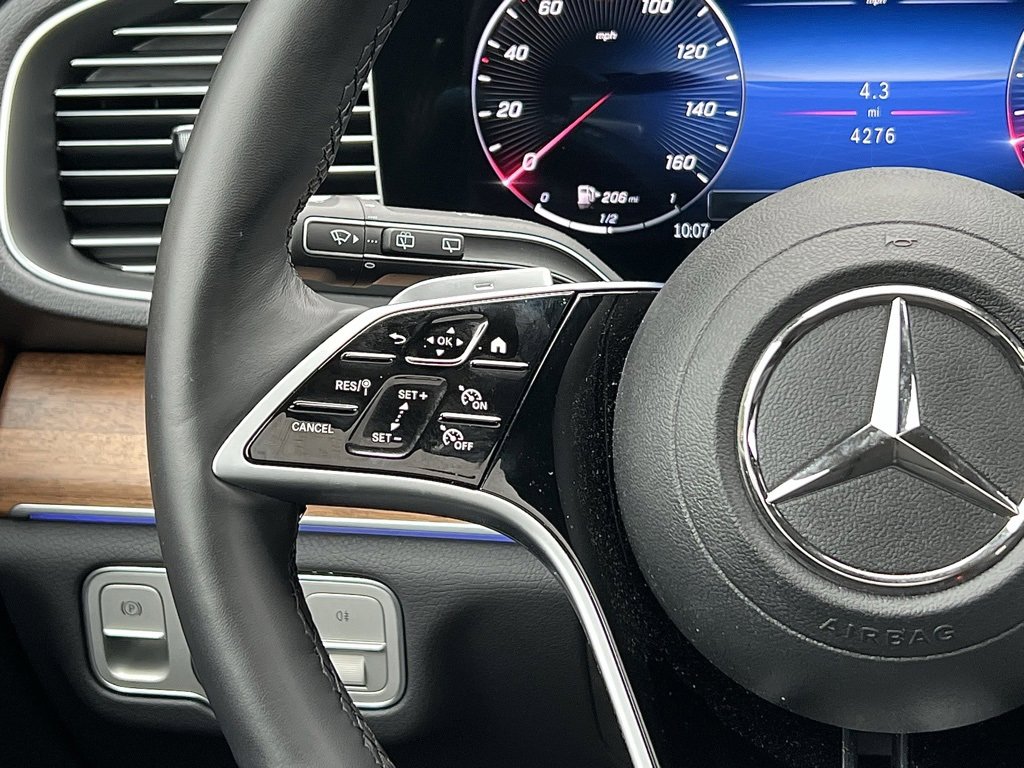 Used 2025 Mercedes-Benz GLE 350 4MATIC w/ Winter Package image 38
