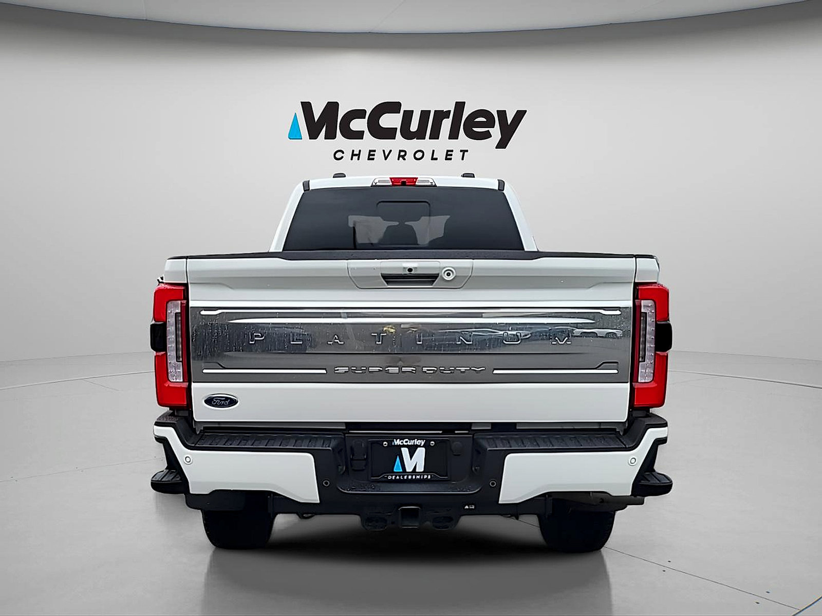 Used 2024 Ford F350 Platinum AWD/4WD image 10