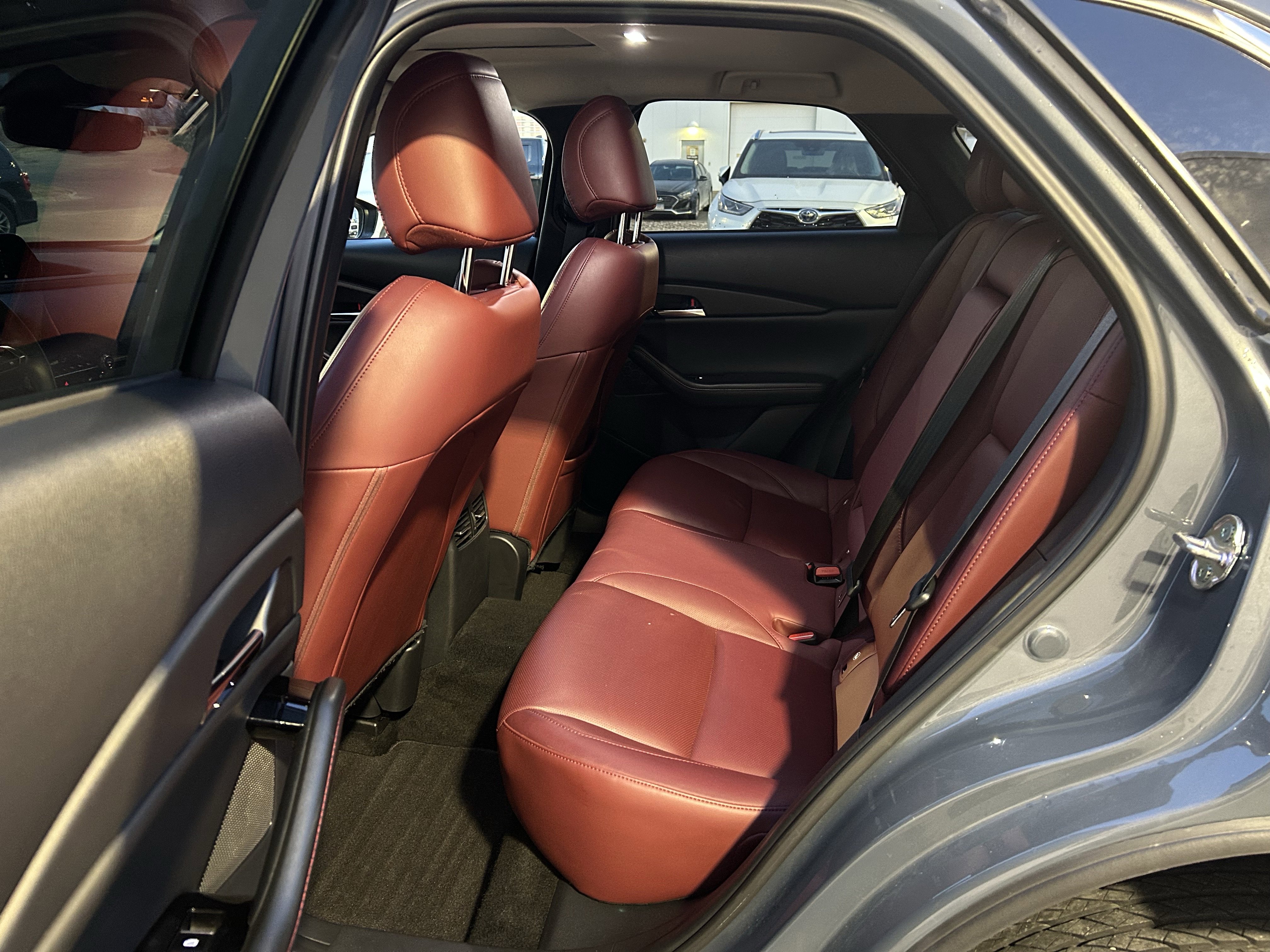 Used 2025 MAZDA CX-30 AWD 2.5 S w/ Preferred Package image 18