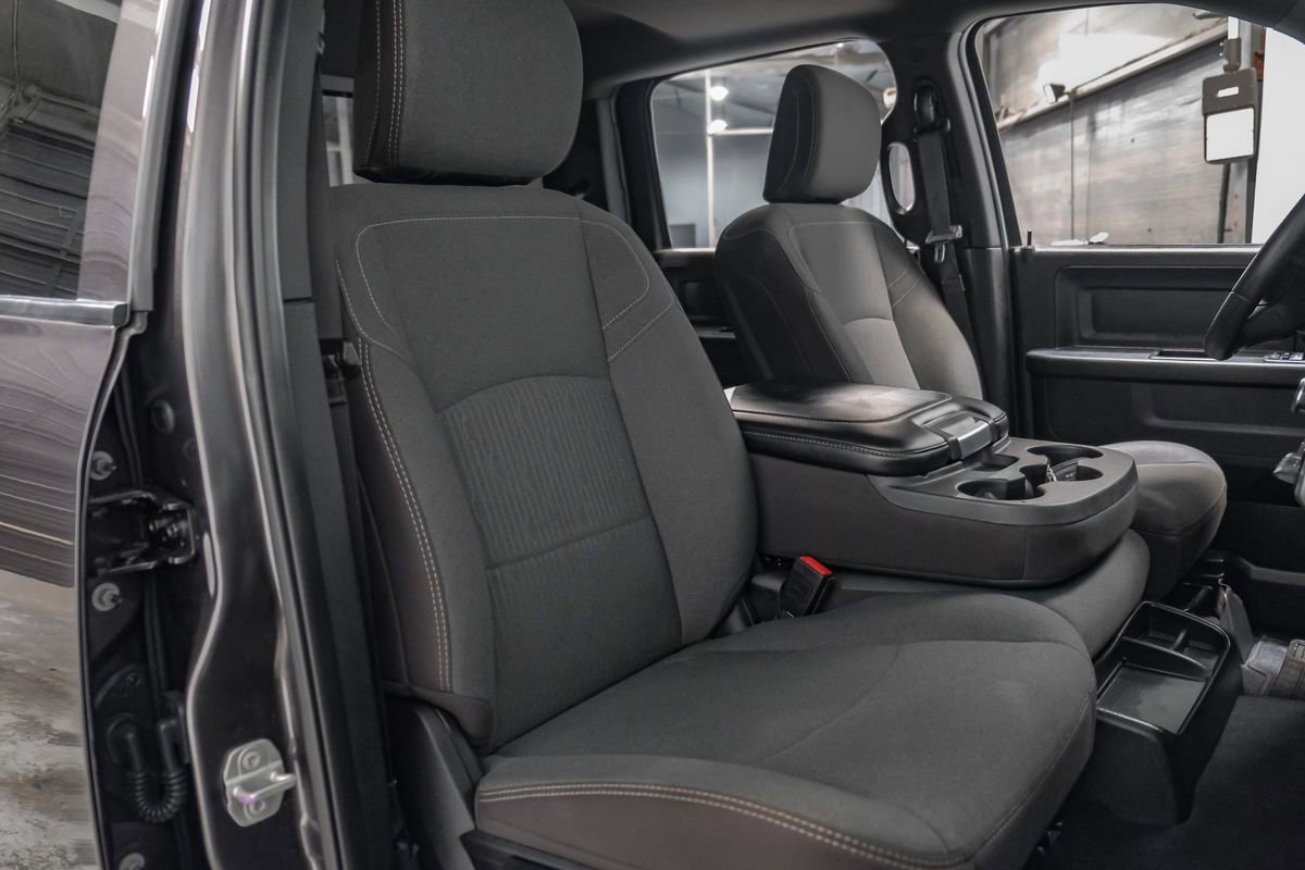 Used 2024 RAM 2500 Tradesman w/ Towing Technology Group image 34