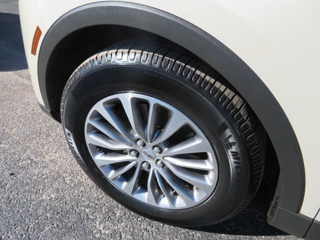 Used 2016 Lincoln MKX Select w/ Select Plus Package FWD image 9