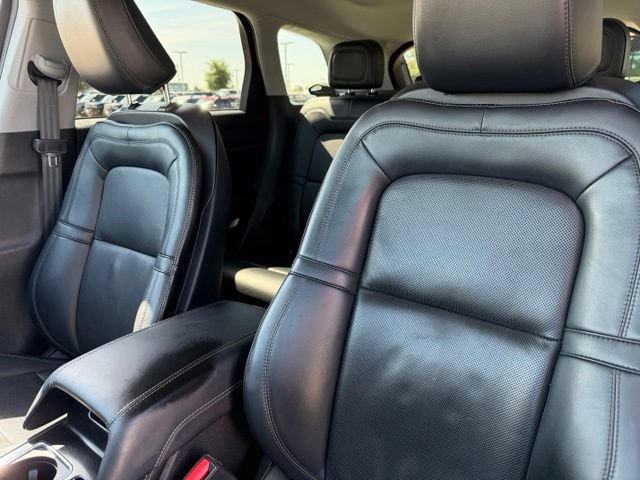 Used 2022 Lincoln Corsair AWD w/ Premium Package image 11