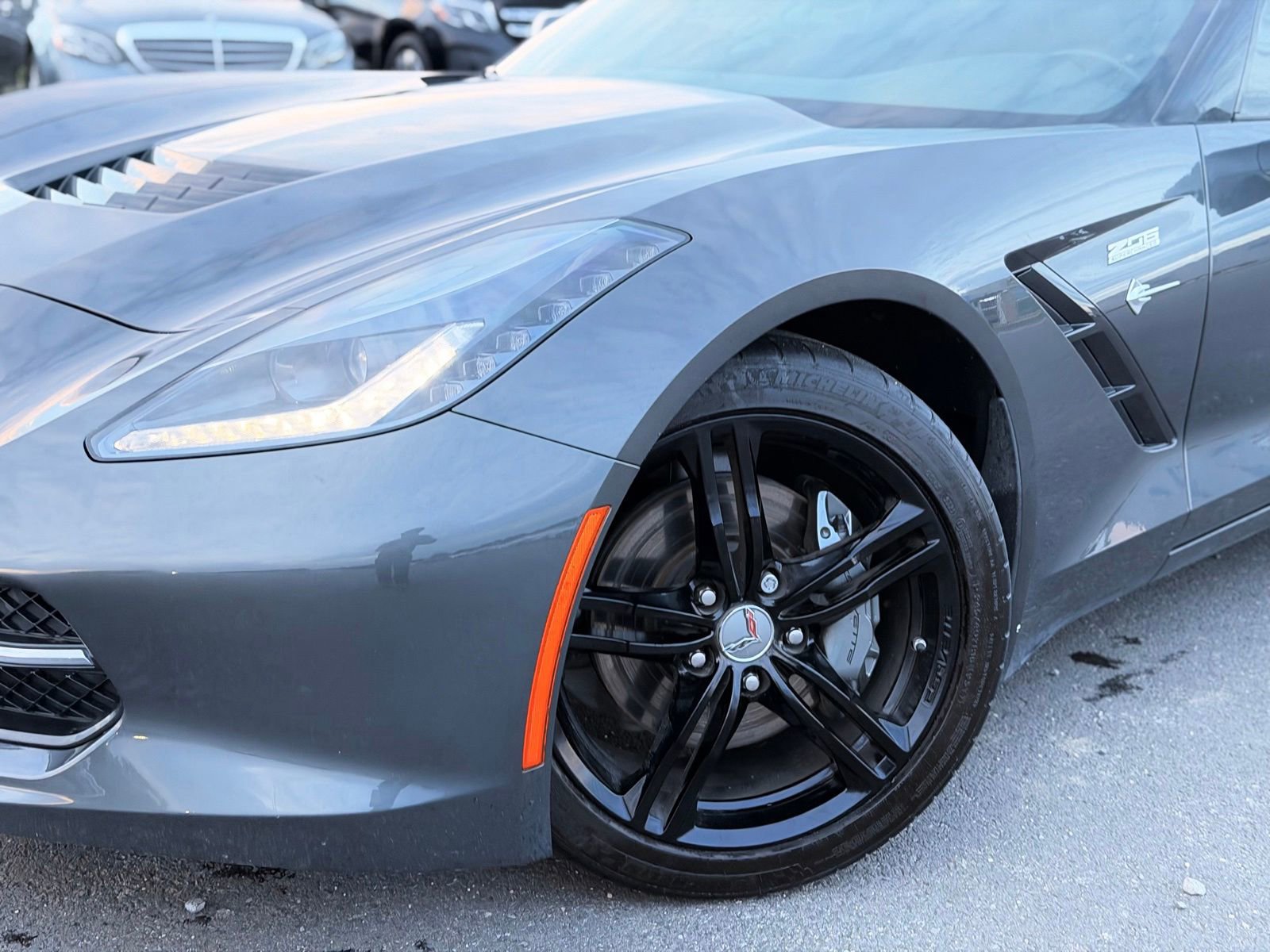 Used 2017 Chevrolet Corvette Stingray Coupe w/ 1LT RWD image 2