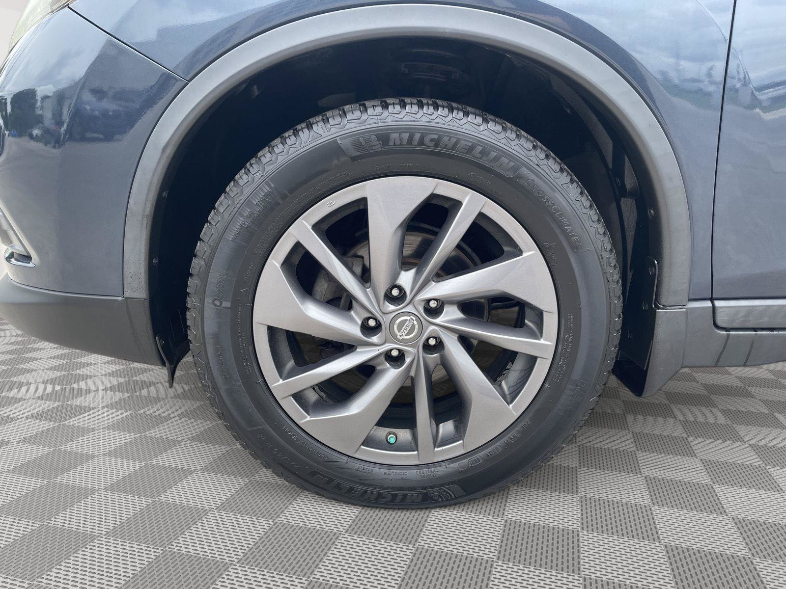 Used 2016 Nissan Rogue SL w/ SL Premium Package AWD/4WD image 20