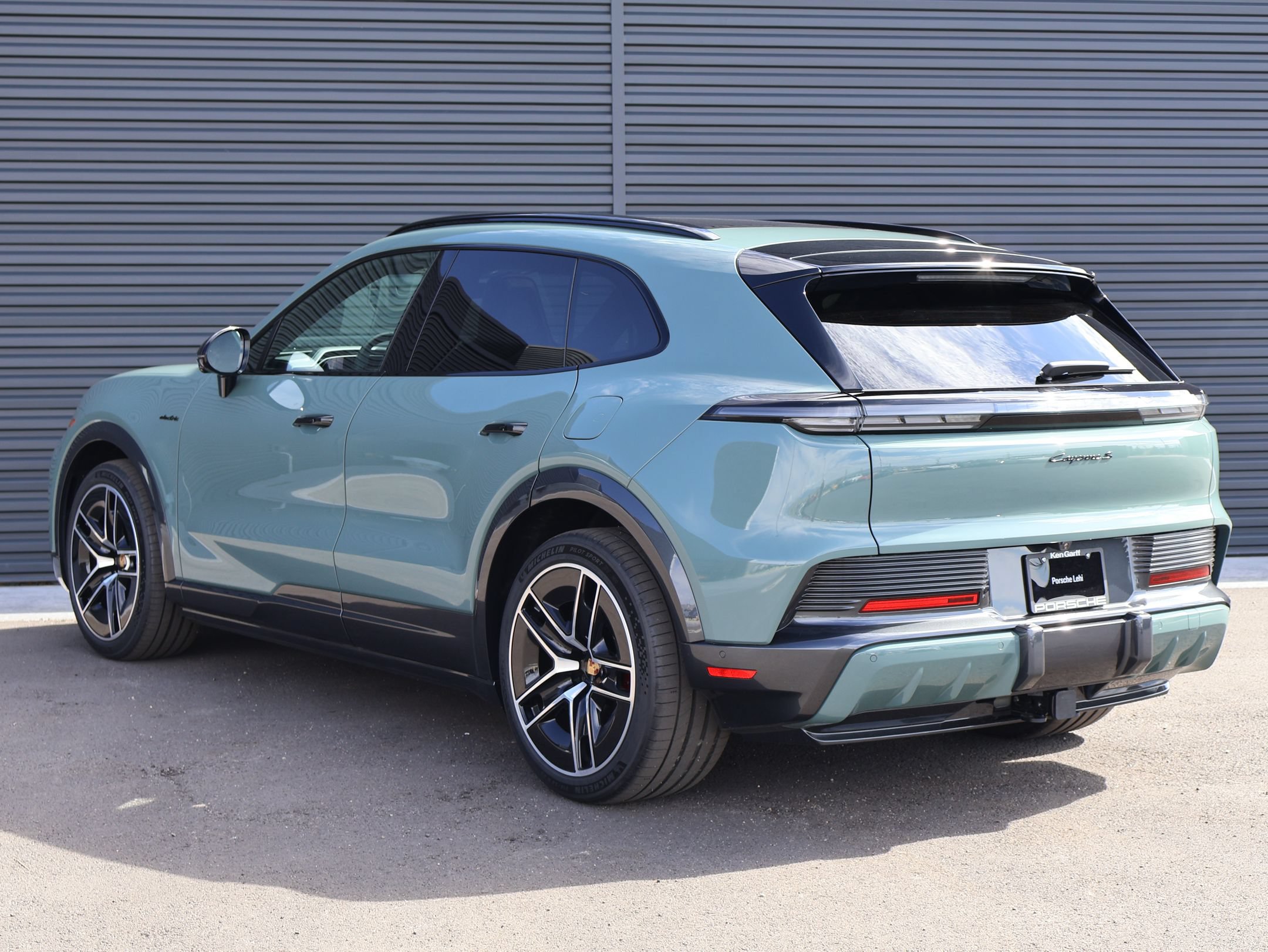 New 2026 Porsche Cayenne S AWD/4WD image 3
