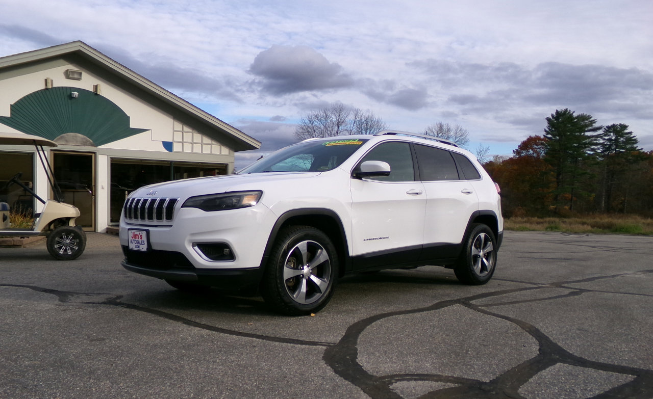Used 2020 Jeep Cherokee Limited image 10