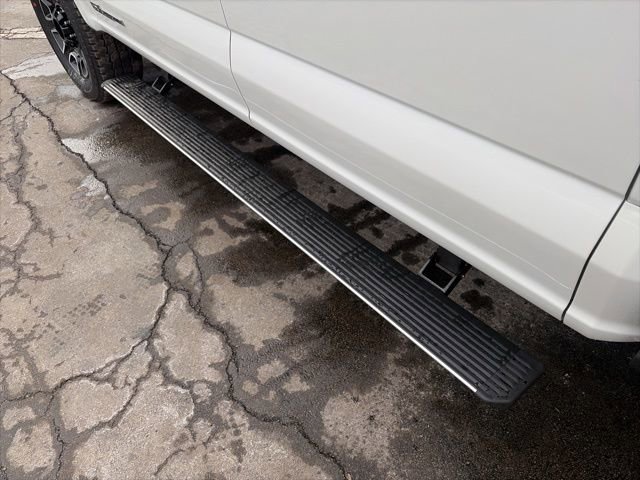 New 2026 Ford F250 Platinum image 9