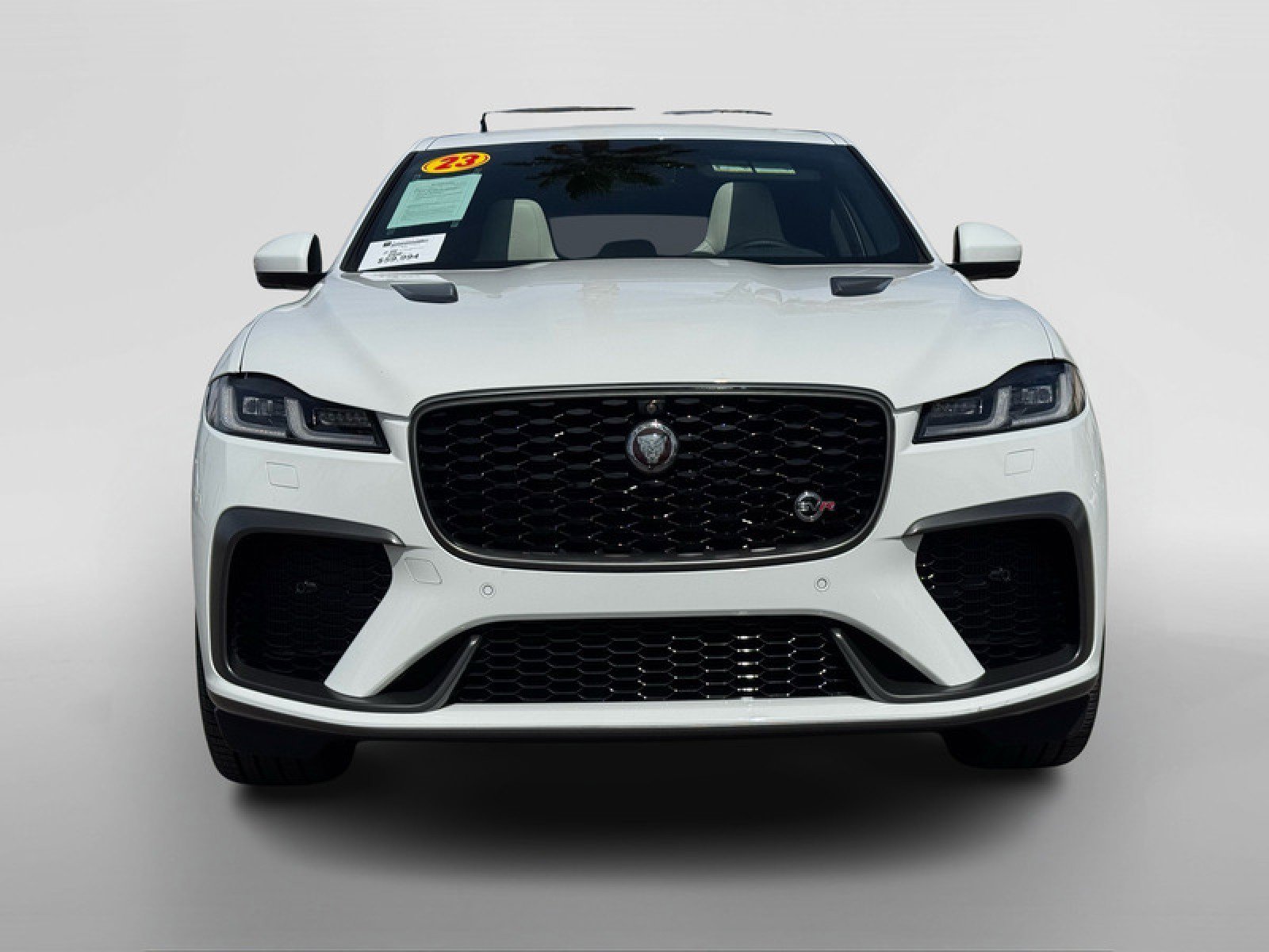 Used 2023 Jaguar F-PACE SVR image 8