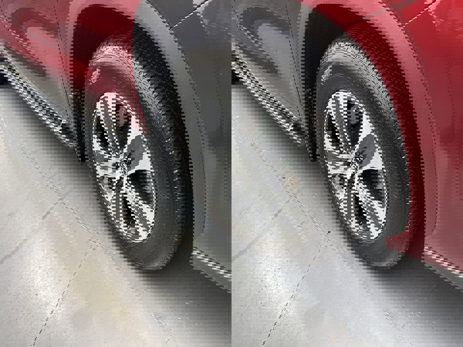 Used 2024 Toyota Highlander XLE image 36