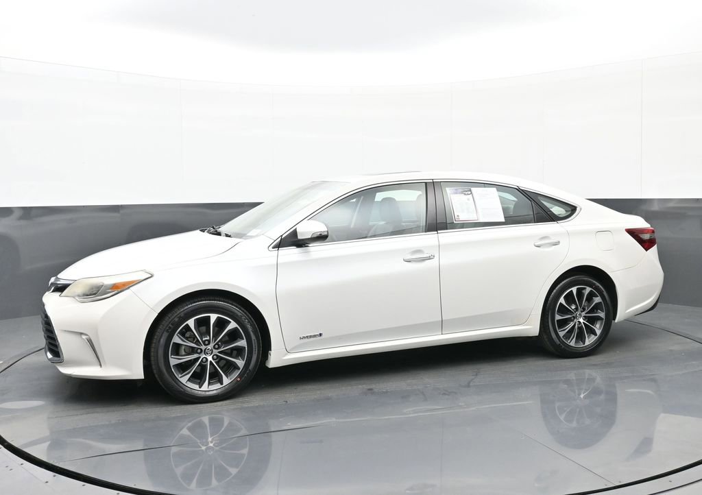 Used 2016 Toyota Avalon XLE Premium image 6