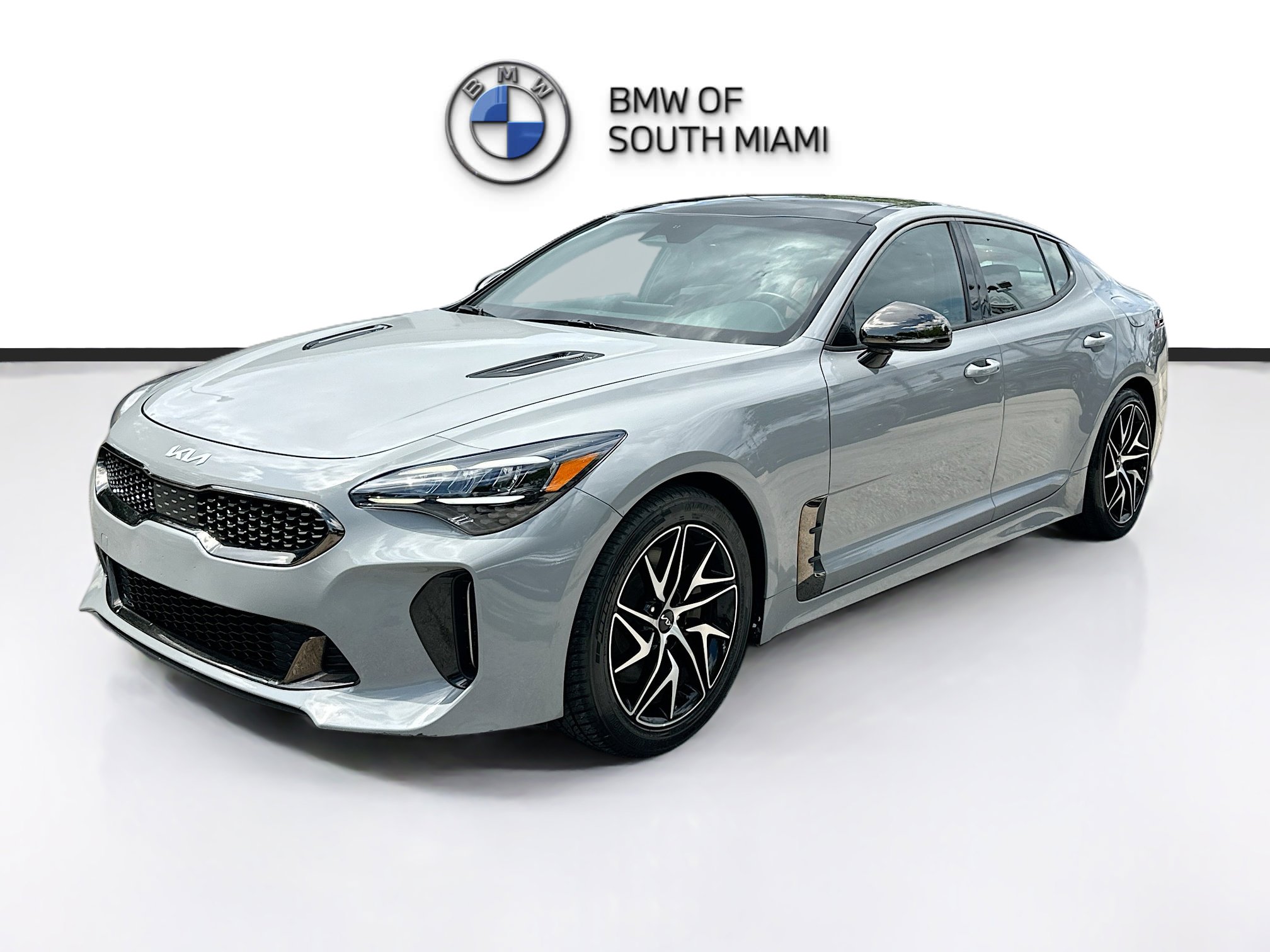 Used 2023 Kia Stinger GT-Line w/ Sun & Sound Package image 3