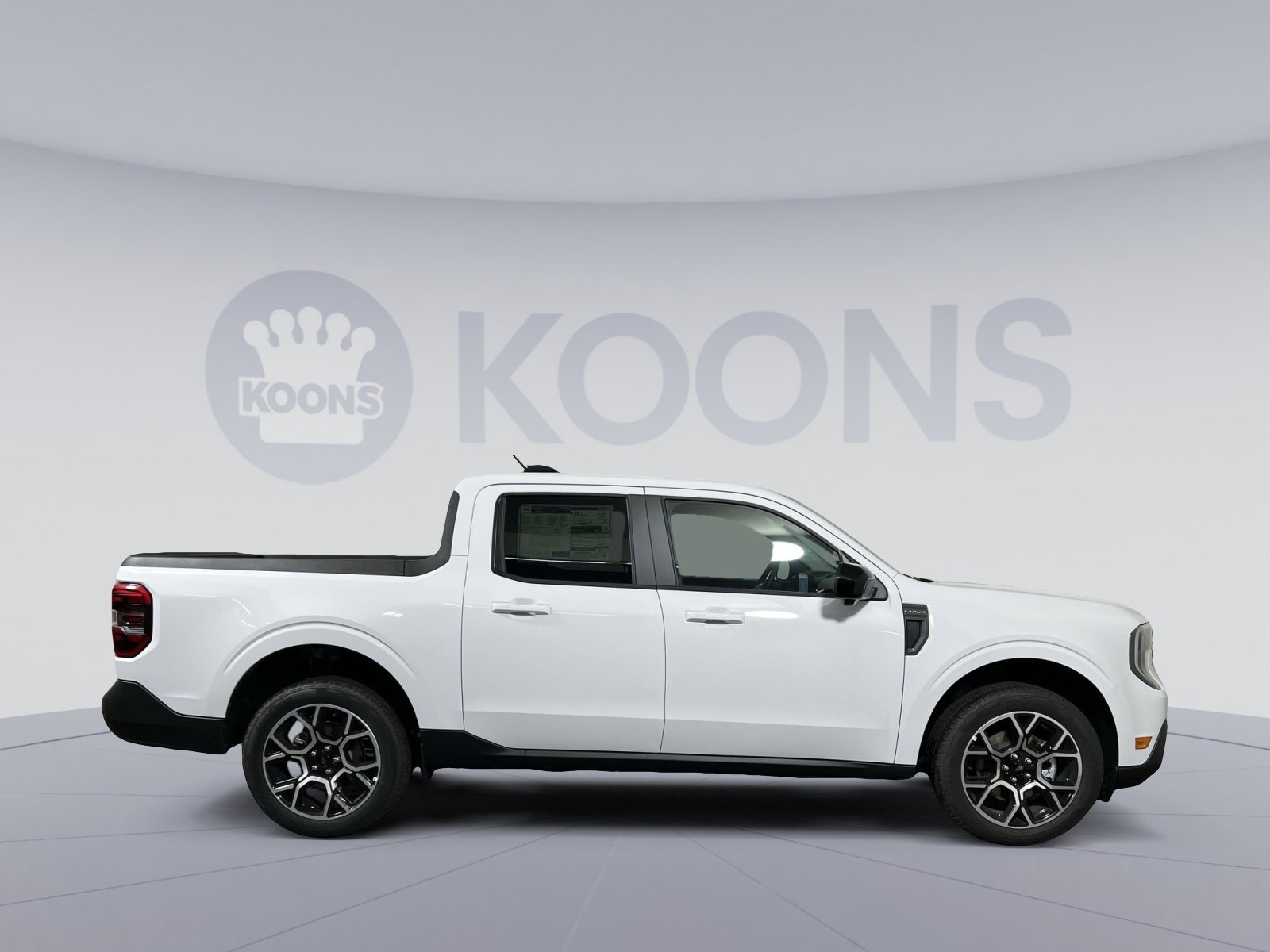 New 2025 Ford Maverick Lariat w/ 4K Tow Package image 8