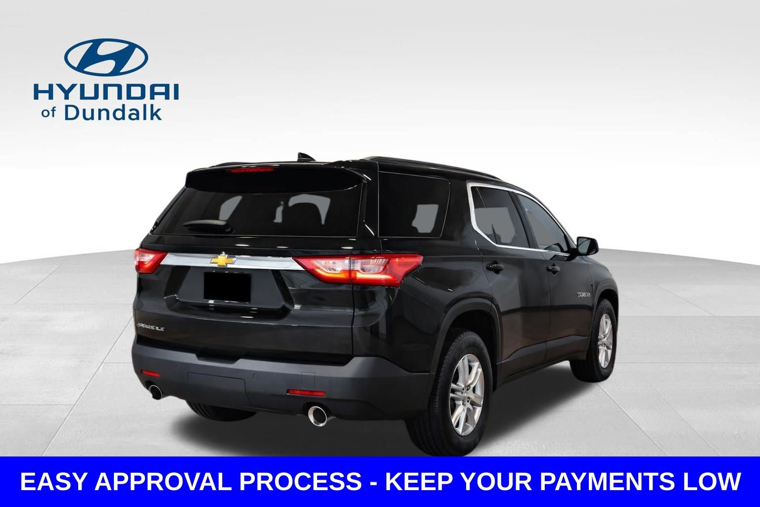 Used 2021 Chevrolet Traverse LS AWD/4WD image 2