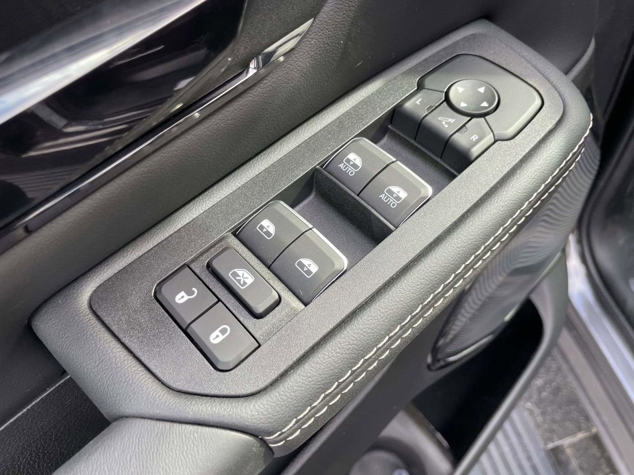 New 2026 RAM 1500 Limited image 28