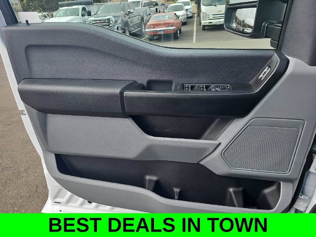 New 2026 Ford F350 XL w/ XL Chrome Package AWD/4WD image 25