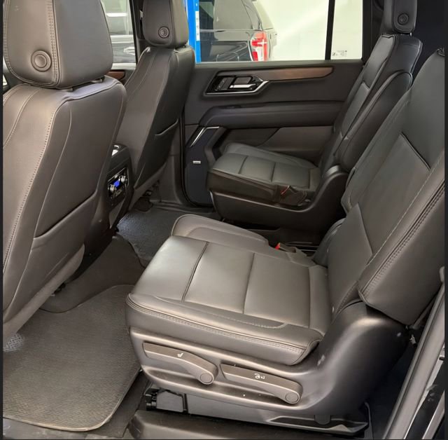 Used 2025 GMC Yukon XL Denali image 22