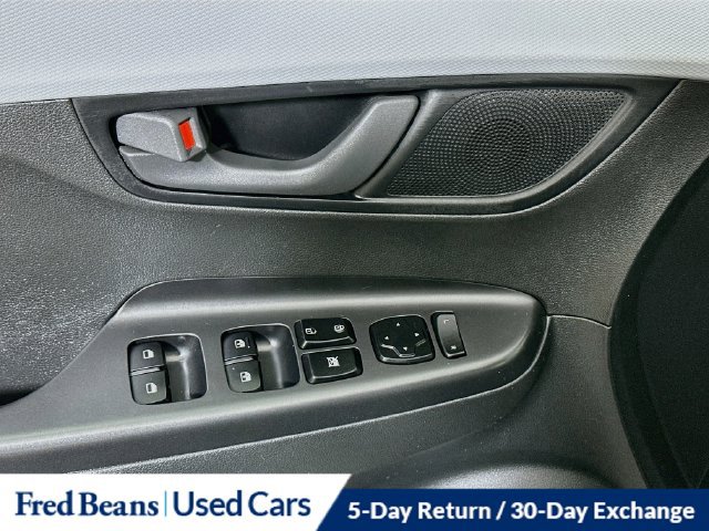 Used 2018 Hyundai Kona SEL AWD/4WD image 24