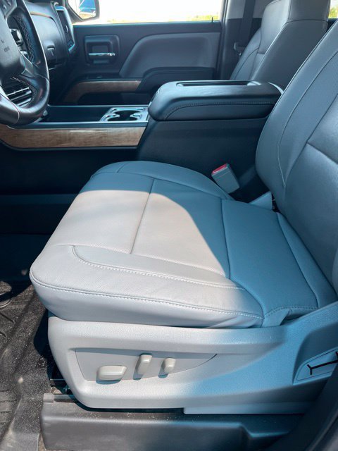 Used 2018 Chevrolet Silverado 1500 LTZ w/ Texas Edition AWD/4WD image 15
