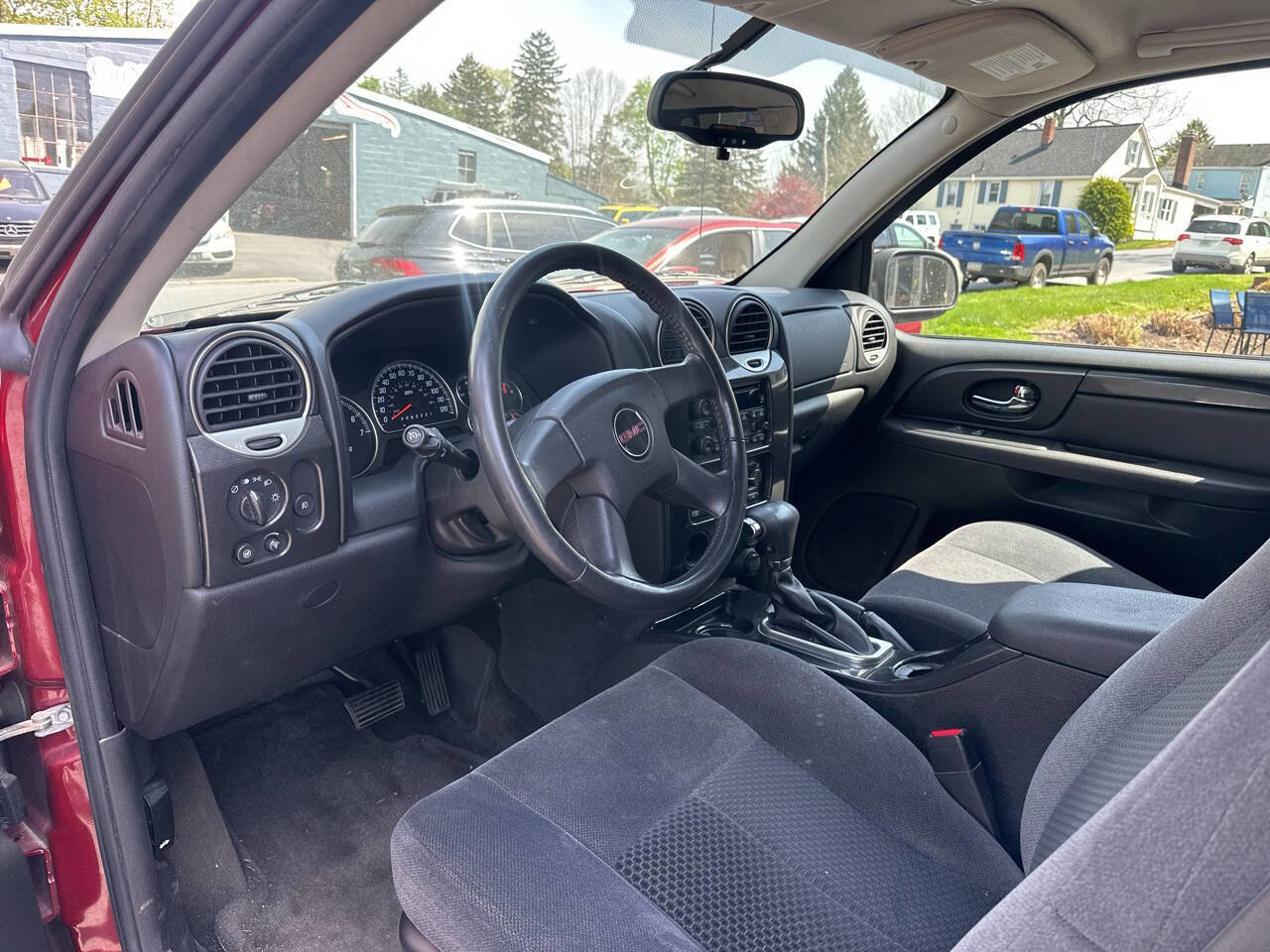 Used 2007 GMC Envoy SLE RWD image 7