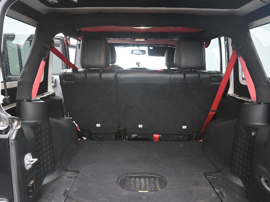 Used 2018 Jeep Wrangler Unlimited Rubicon AWD/4WD image 23