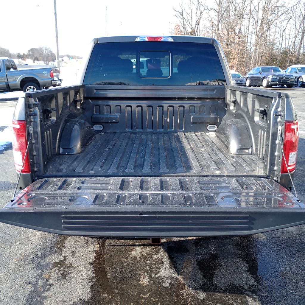Used 2017 Ford F150 XLT w/ Equipment Group 302A Luxury AWD/4WD image 18