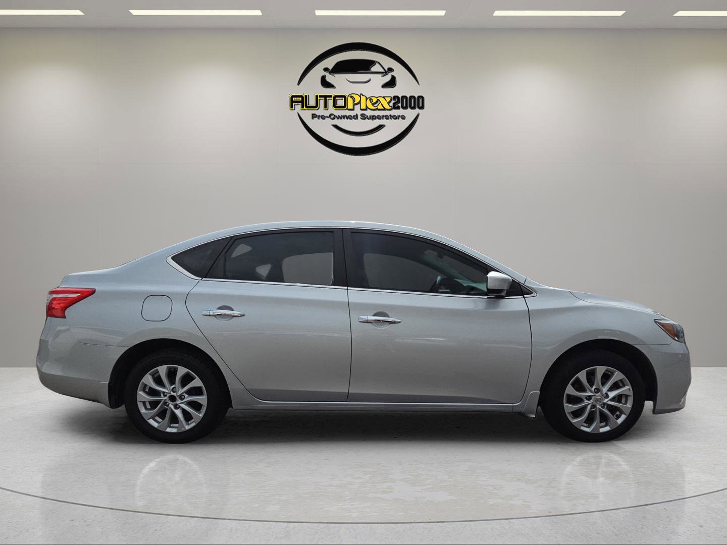 Used 2019 Nissan Sentra S w/ Appearance Package FWD image 8