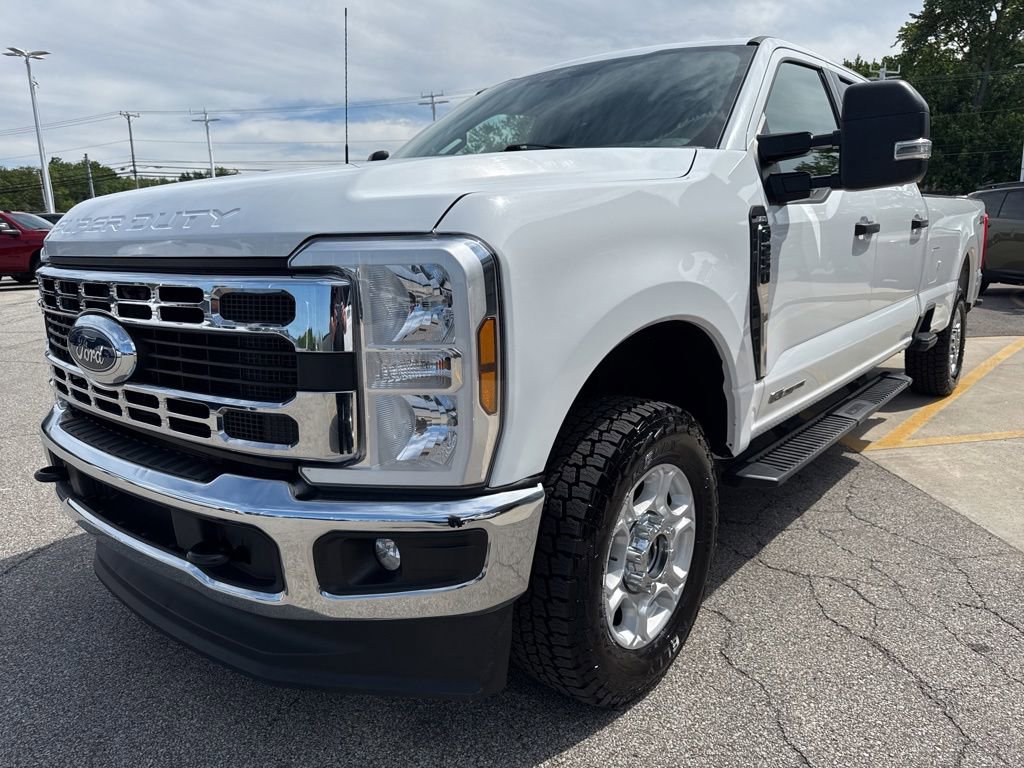 Used 2024 Ford F250 XLT AWD/4WD image 14
