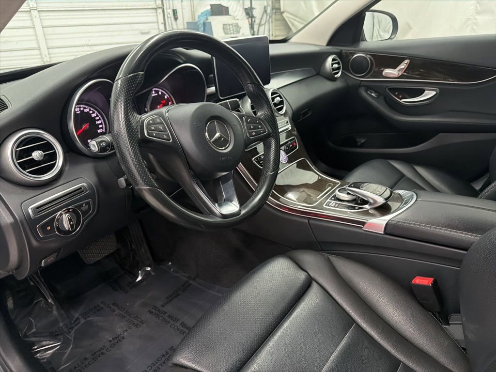 Used 2015 Mercedes-Benz C 300 Sedan image 11