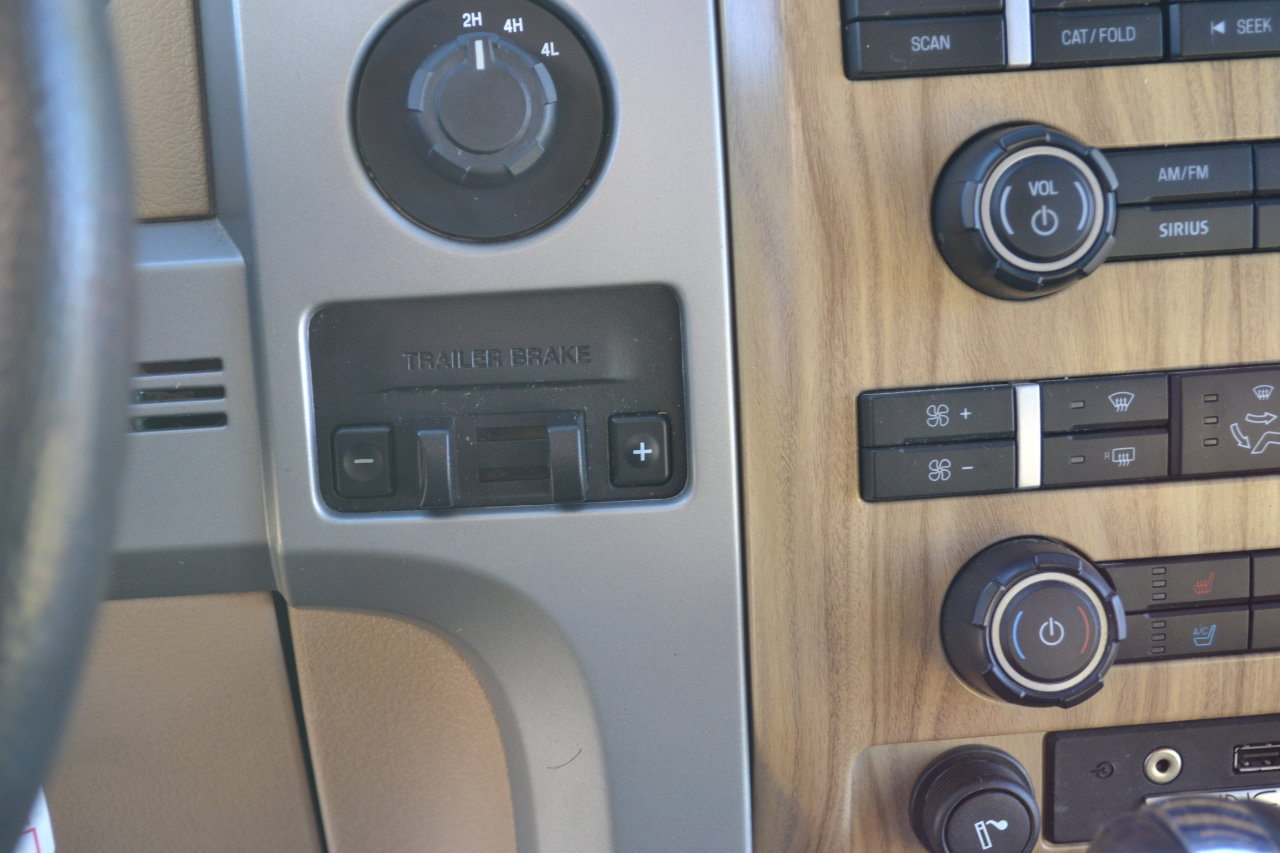 Used 2011 Ford F150 Lariat w/ Lariat Chrome Pkg image 19