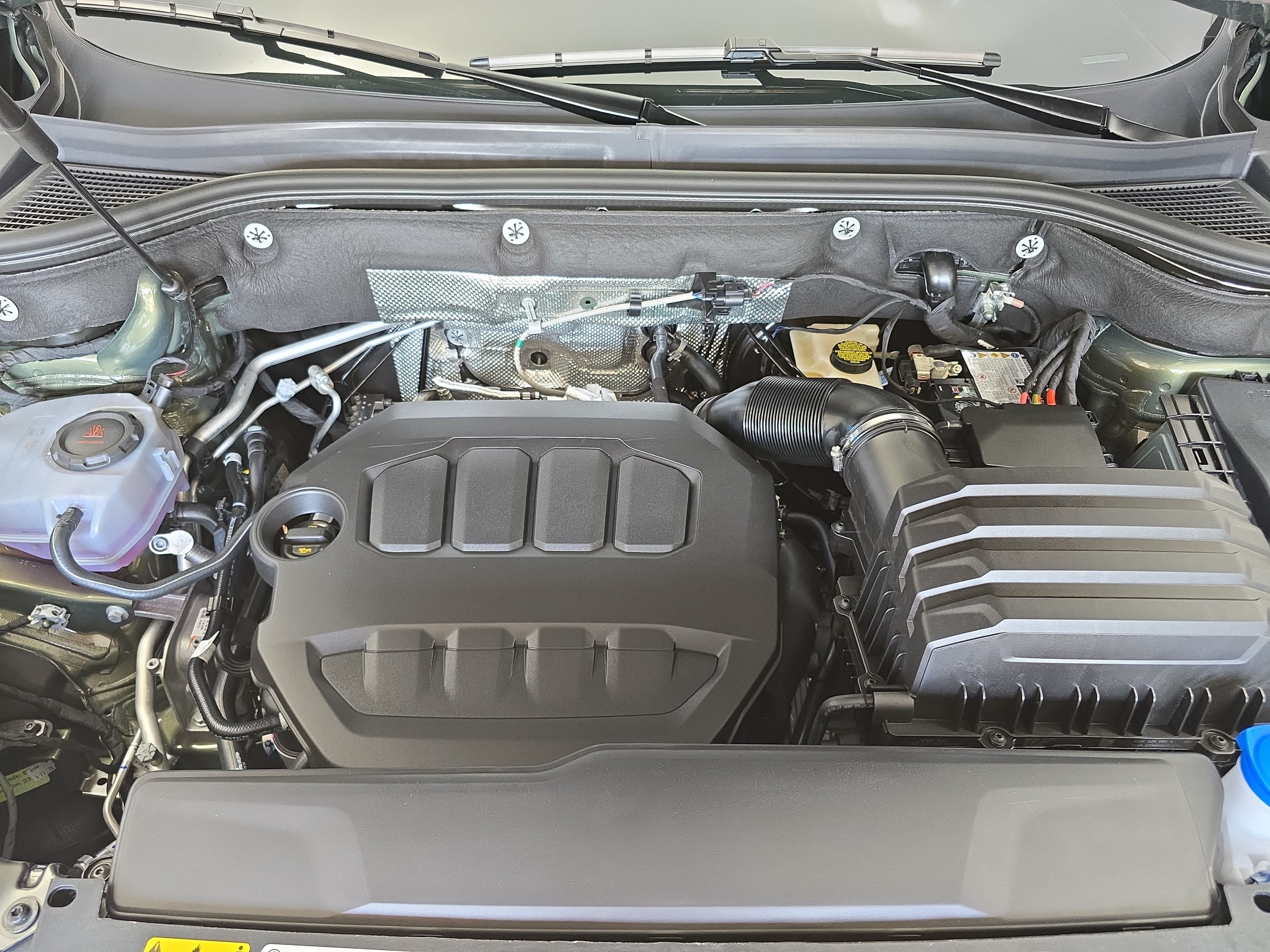 New 2026 Volkswagen Atlas SE FWD image 32