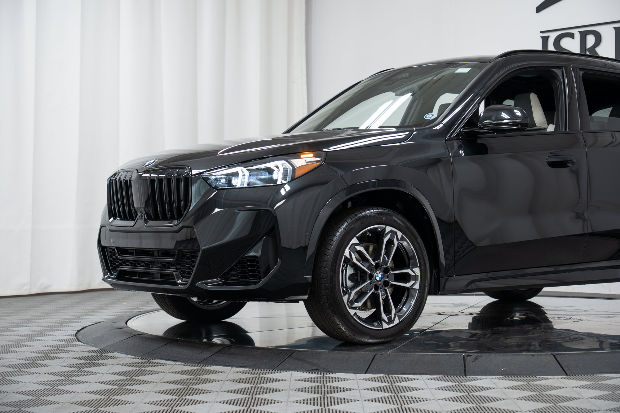 New 2026 BMW X1 xDrive28i w/ Technology Package AWD/4WD image 25