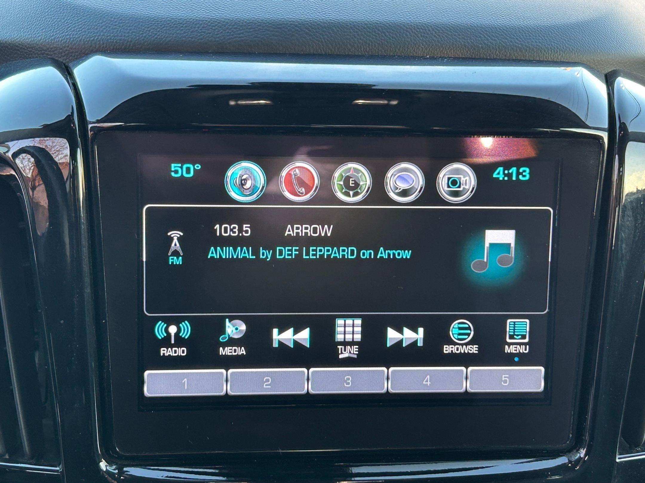 Used 2018 Chevrolet Traverse LT image 18