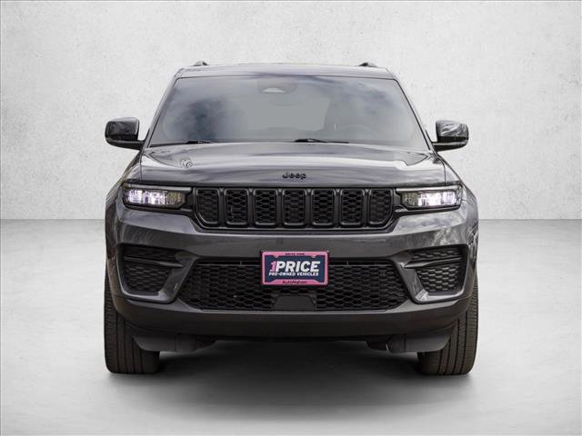 Used 2023 Jeep Grand Cherokee Altitude video 2
