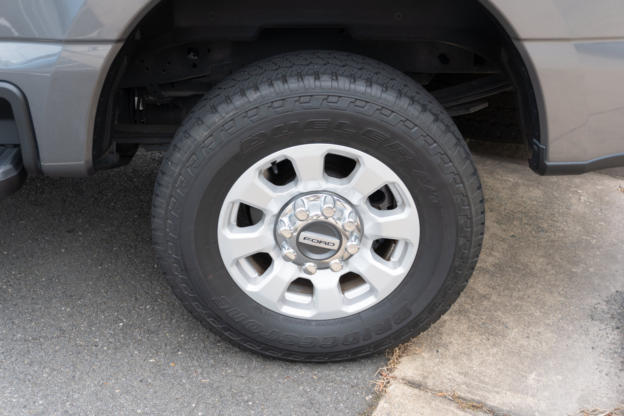 Used 2023 Ford F250 XLT w/ FX4 Off-Road Package AWD/4WD image 33