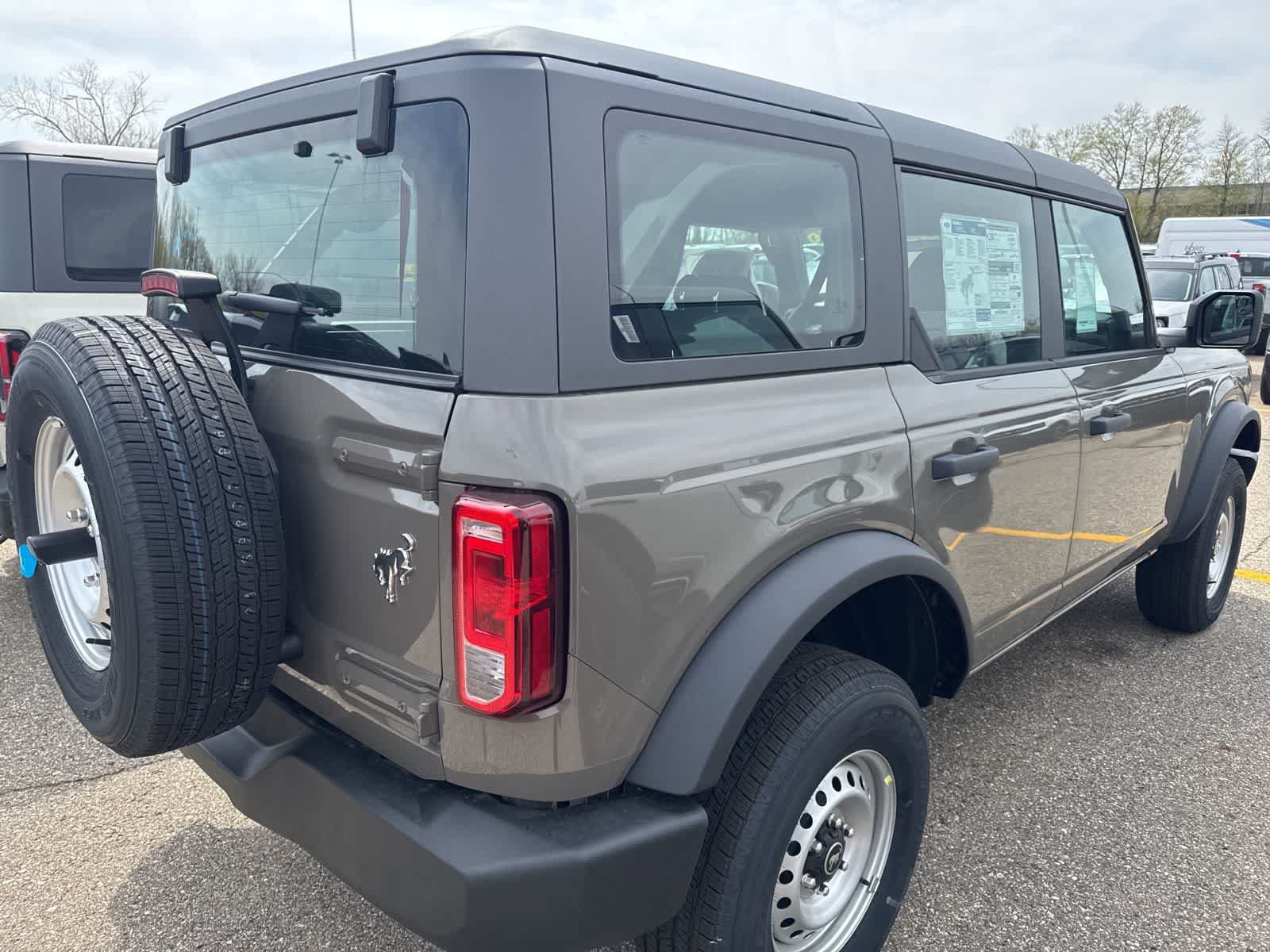 New 2026 Ford Bronco 4-Door AWD/4WD image 26