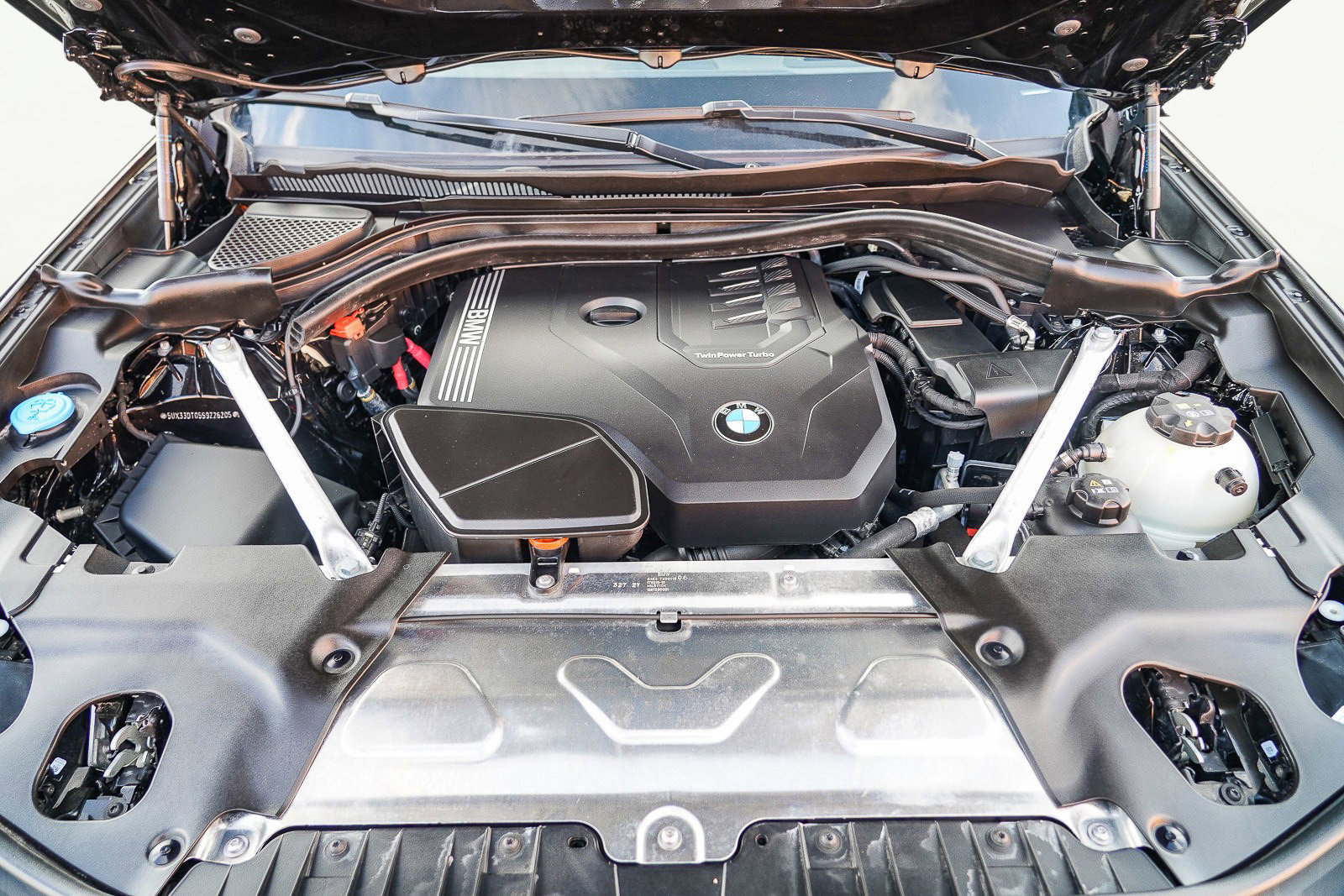 Used 2025 BMW X4 xDrive30i image 31