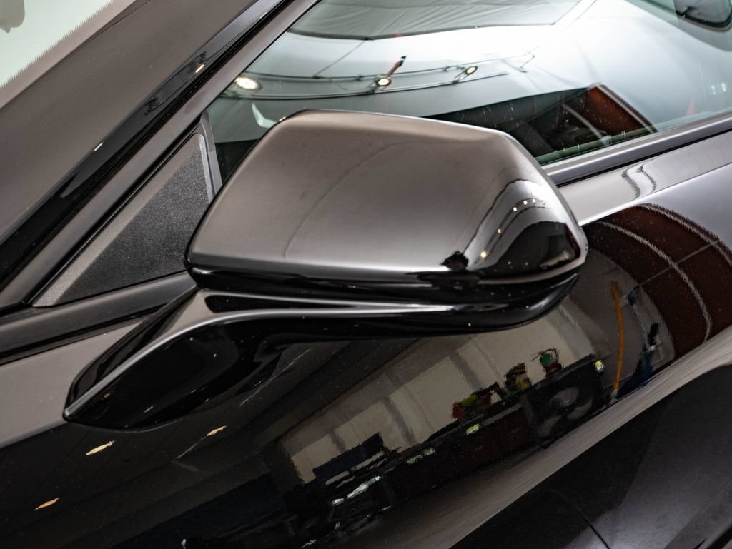 Used 2021 Chevrolet Camaro ZL1 RWD image 15