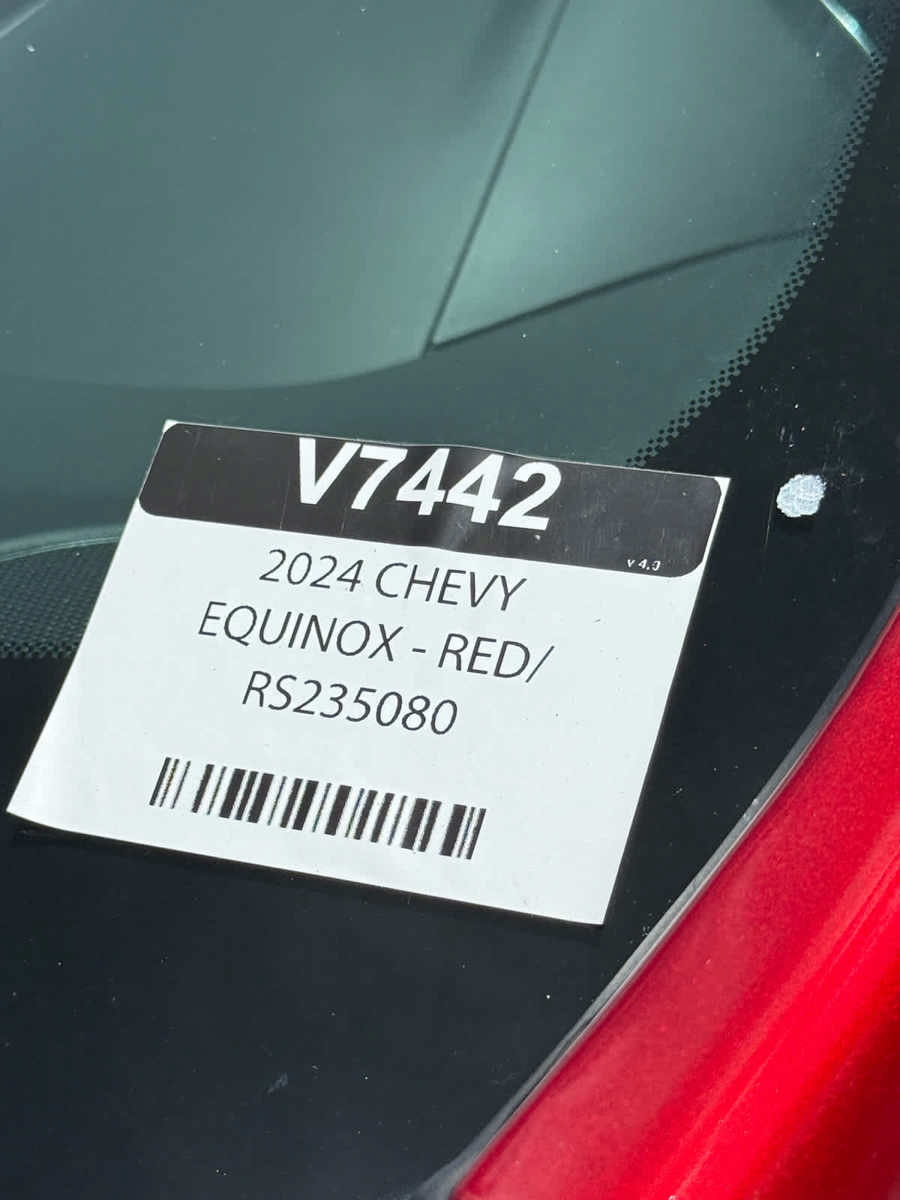 Used 2024 Chevrolet Equinox LT FWD image 30